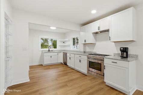 2102 W 9th Street Anderson IN 46016