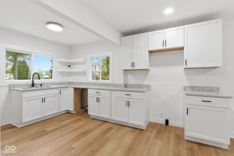 2102 W 9th Street Anderson IN 46016