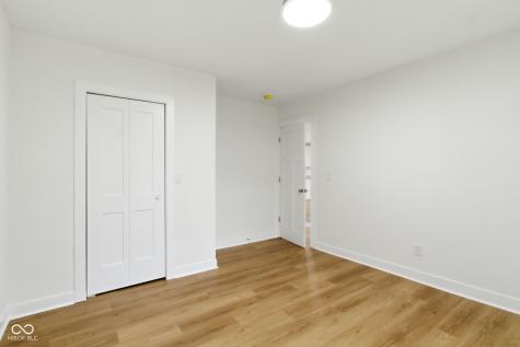 2102 W 9th Street Anderson IN 46016