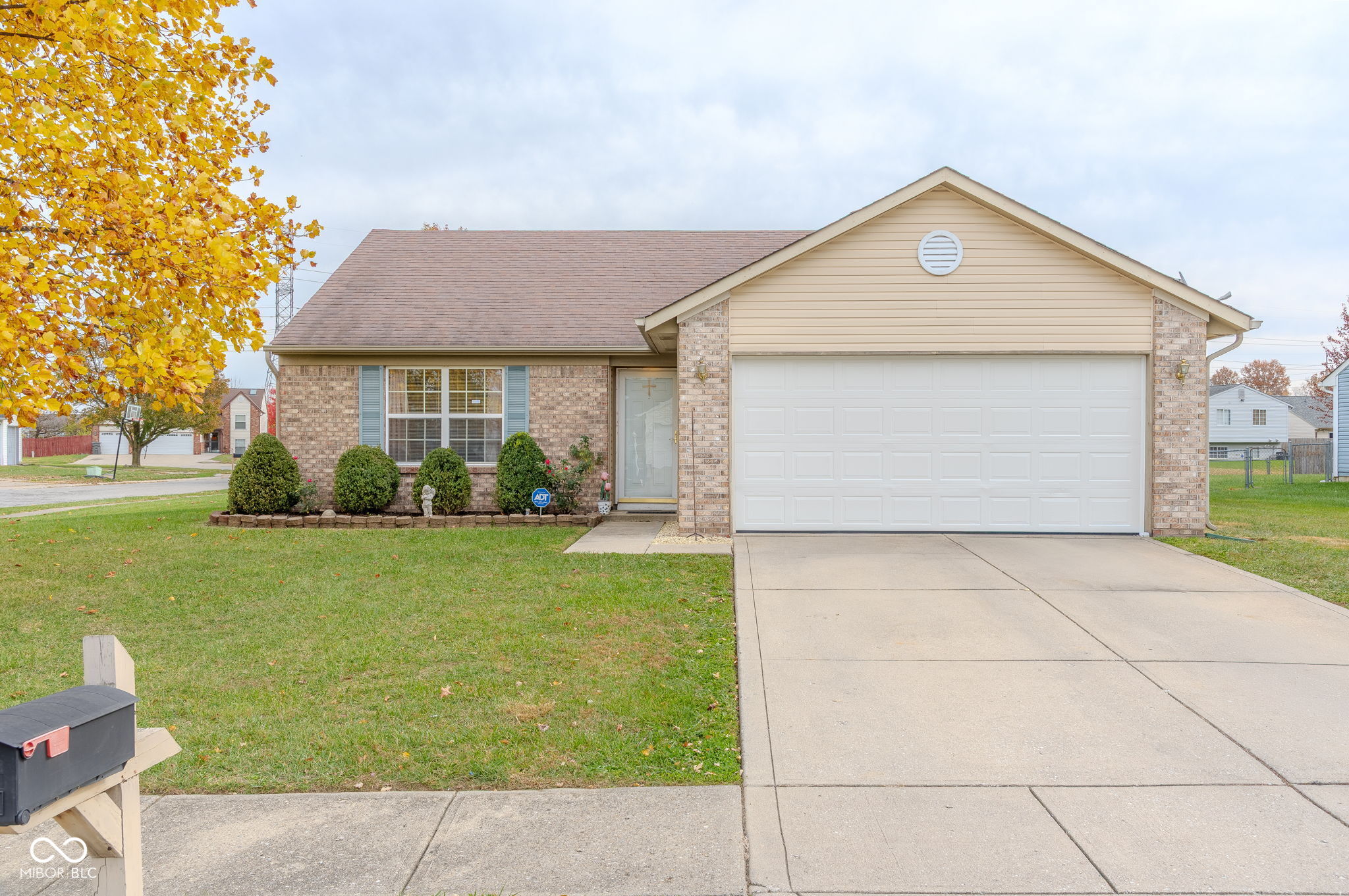 3665 Chokecherry Lane Indianapolis IN 46235