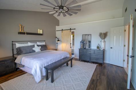 1902 Bridgewater Drive Avon IN 46123