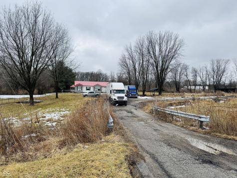 5495 E Greensburg Road Franklin IN 46131
