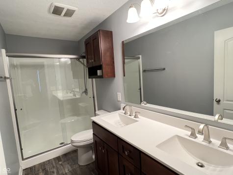 1706 Creekwater Pass Greenfield IN 46140