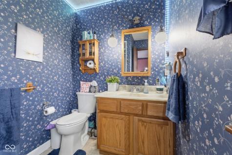 2367 E 400 N Whiteland IN 46184