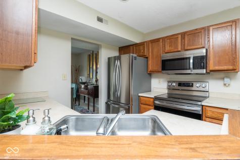 10405 Kira Court Indianapolis IN 46236