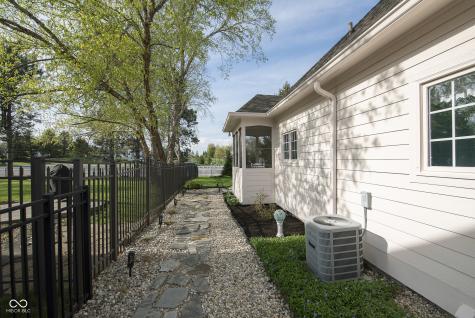 11930 Pebblepointe Pass Carmel IN 46033
