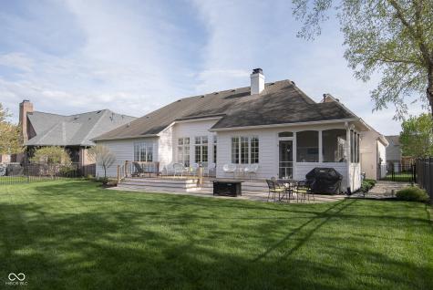 11930 Pebblepointe Pass Carmel IN 46033