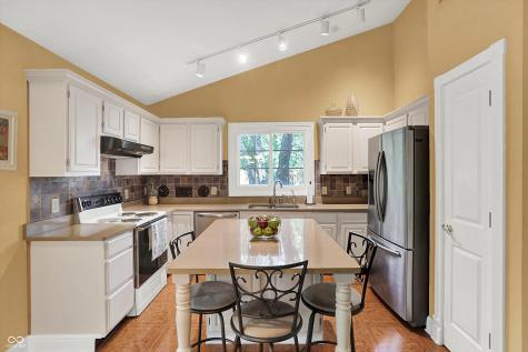 6268 Hanover Court Fishers IN 46038