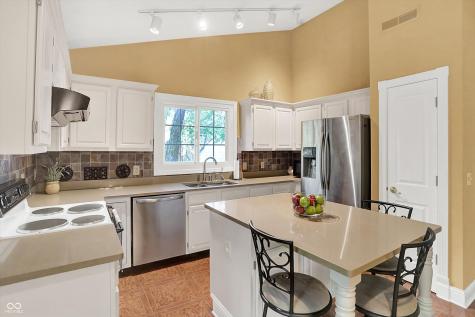 6268 Hanover Court Fishers IN 46038