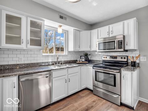 10706 Morristown Court Carmel IN 46032