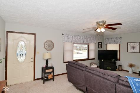 8430 Lockwood Lane Indianapolis IN 46217
