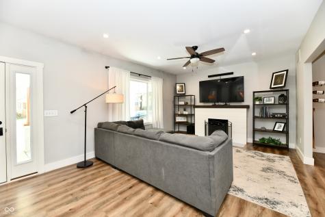 3832 Carrollton Avenue Indianapolis IN 46205
