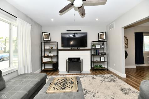 3832 Carrollton Avenue Indianapolis IN 46205