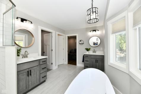 3832 Carrollton Avenue Indianapolis IN 46205