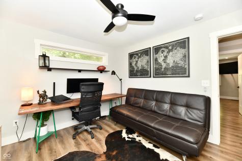 3832 Carrollton Avenue Indianapolis IN 46205