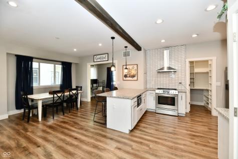 3832 Carrollton Avenue Indianapolis IN 46205