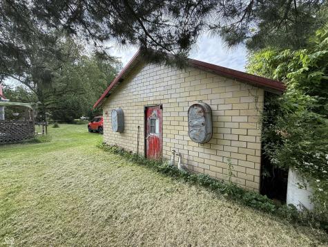 12561 N County Road 300 E Brazil IN 47834