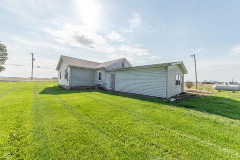 728 N 650 E Columbus IN 47203
