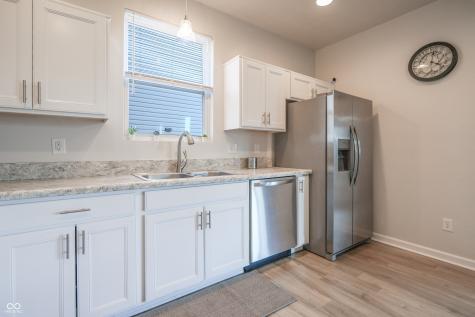 2101 Shadow Fox Drive Columbus IN 47201