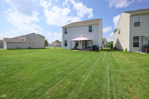 2101 Shadow Fox Drive Columbus IN 47201