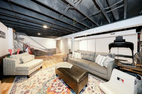 6229 Lands End Lane Indianapolis IN 46220