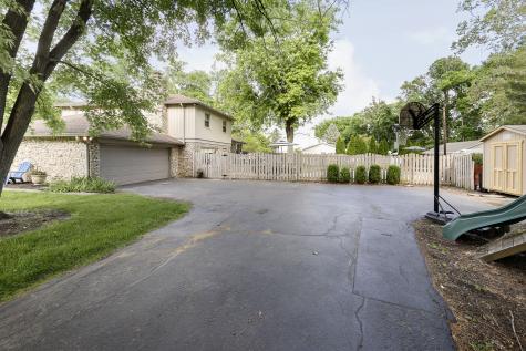 6229 Lands End Lane Indianapolis IN 46220