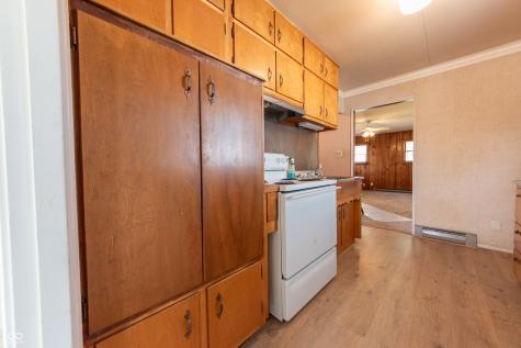 1932 Central Avenue Columbus IN 47201