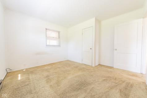 1932 Central Avenue Columbus IN 47201