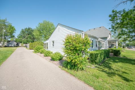 1932 Central Avenue Columbus IN 47201