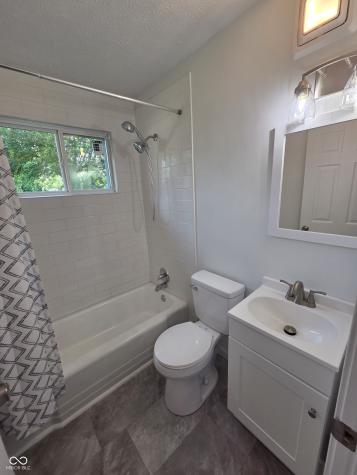 751 Circle Court Whiteland IN 46184