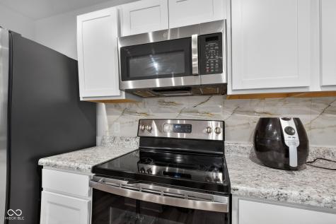 252 N Fairfield Drive Danville IN 46122