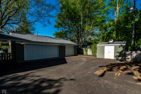 7440 Holliday Drive E Indianapolis IN 46260