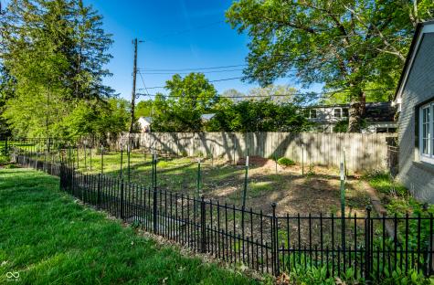 7440 Holliday Drive E Indianapolis IN 46260