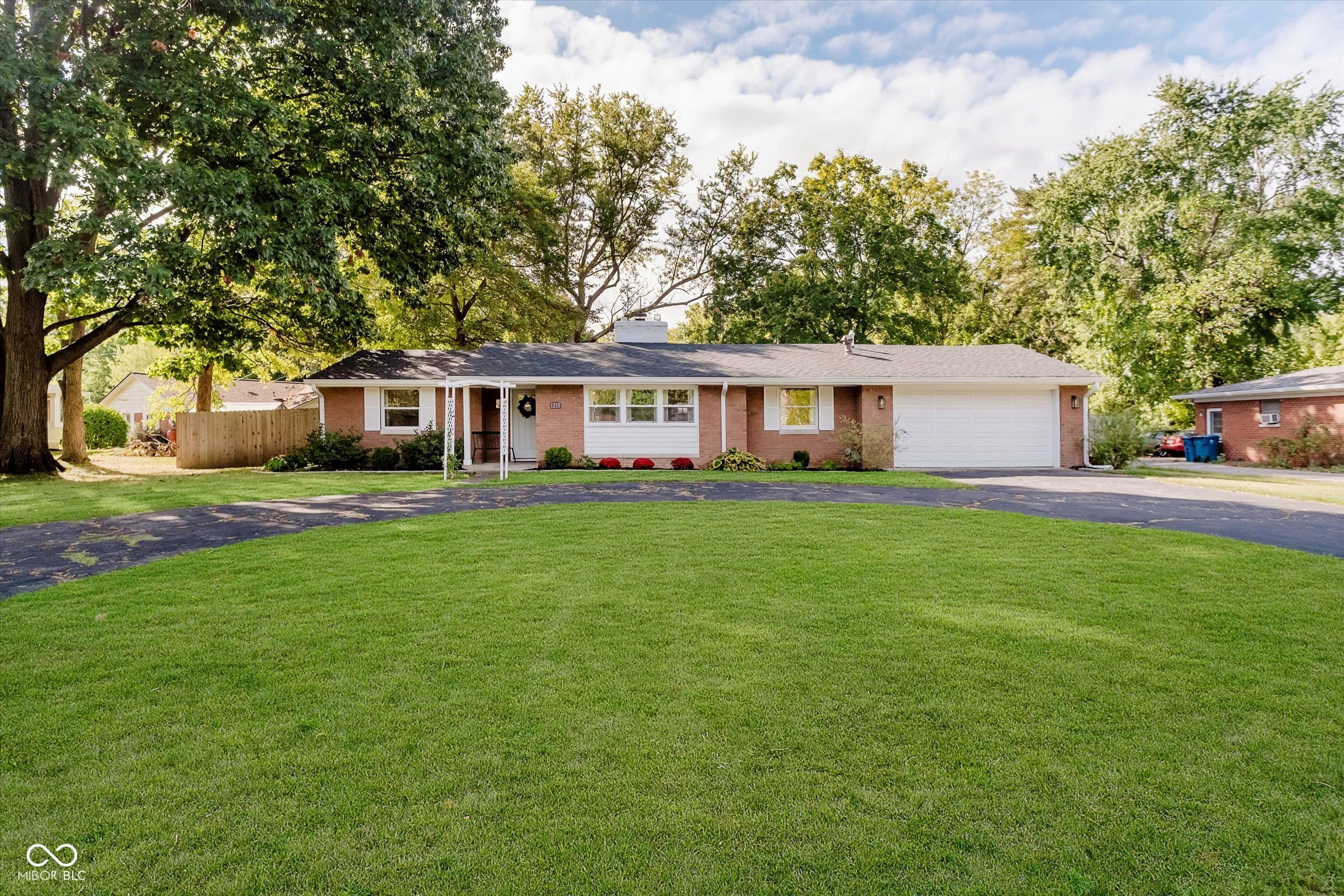 1215 Alimingo Drive Indianapolis IN 46260