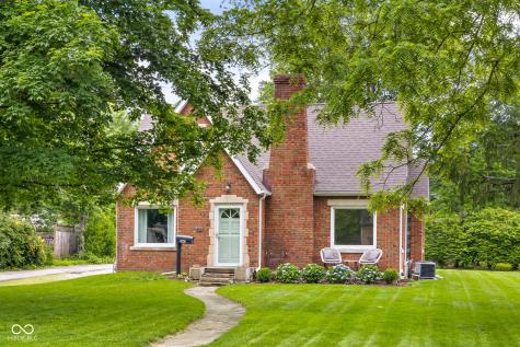 2645 Washington Street Columbus IN 47201