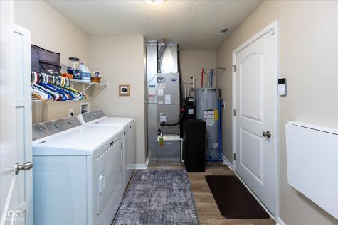 6524 Emerald Crossing Way Indianapolis IN 46221