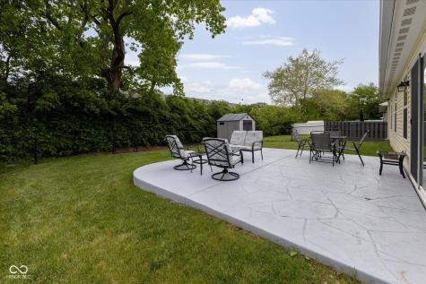6524 Emerald Crossing Way Indianapolis IN 46221