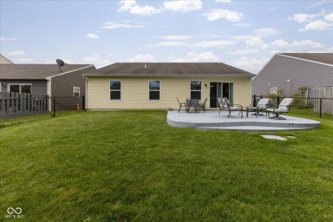 6524 Emerald Crossing Way Indianapolis IN 46221