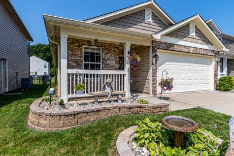 610 New Moon Street Avon IN 46123