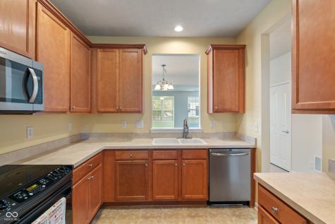 16001 Marsala Drive Fishers IN 46037