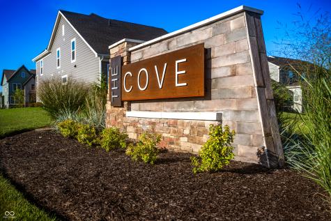 12023 Crestwater Court Fishers IN 46037