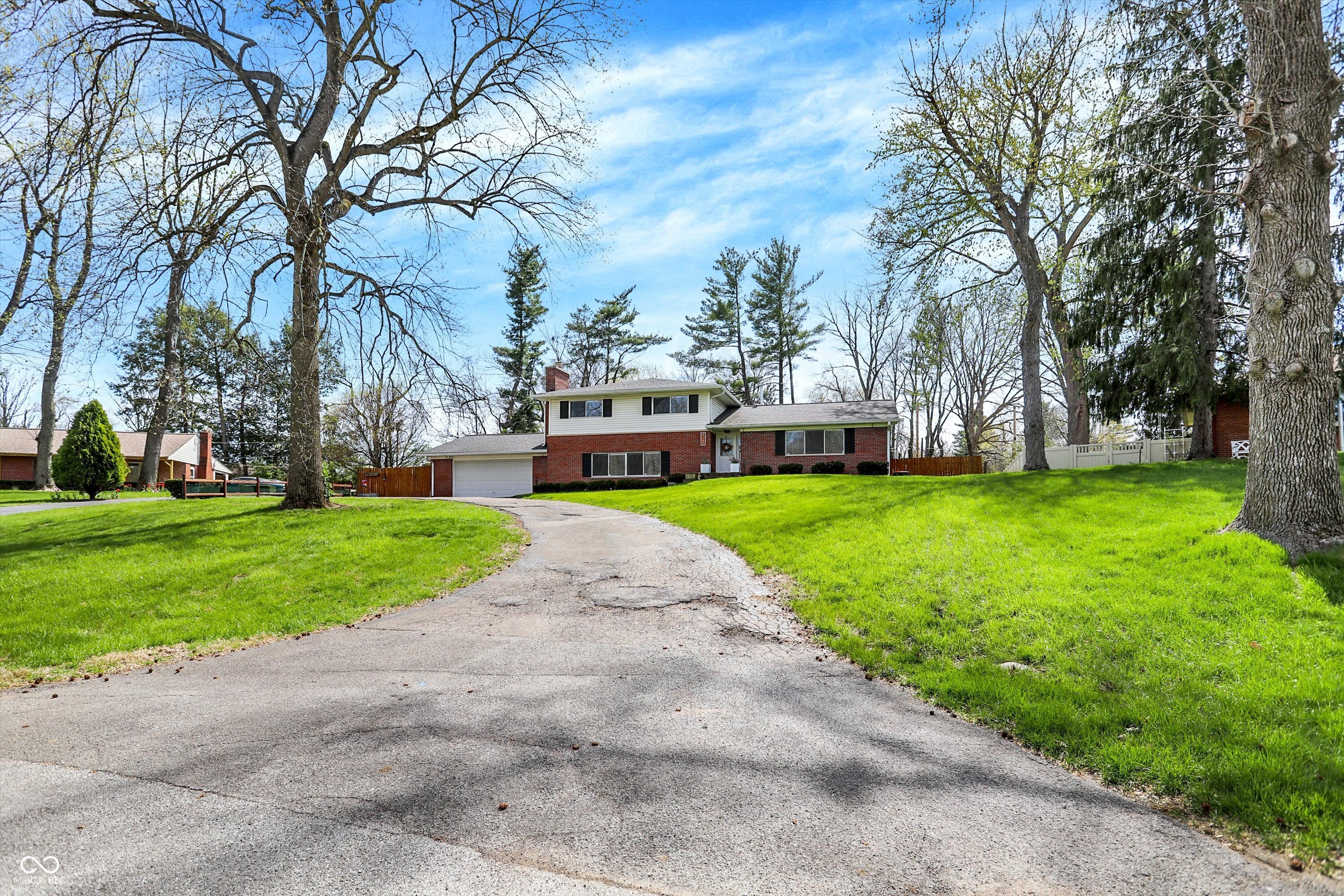 4260 Springwood Trail Indianapolis IN 46228