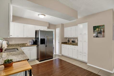 4260 Springwood Trail Indianapolis IN 46228