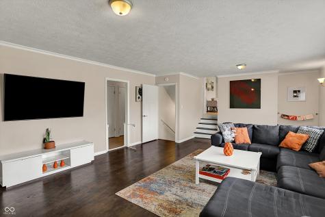 4260 Springwood Trail Indianapolis IN 46228