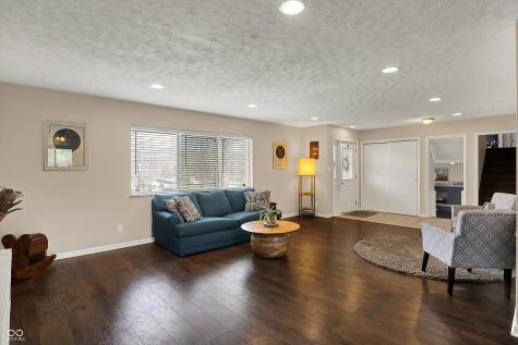 4260 Springwood Trail Indianapolis IN 46228