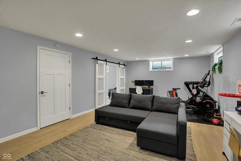 4260 Springwood Trail Indianapolis IN 46228