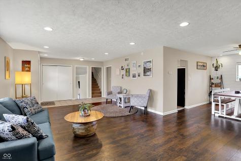 4260 Springwood Trail Indianapolis IN 46228