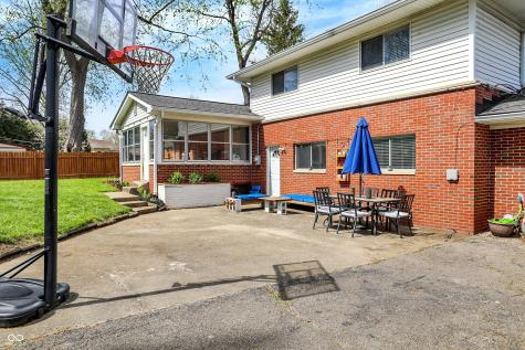 4260 Springwood Trail Indianapolis IN 46228