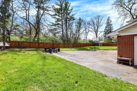 4260 Springwood Trail Indianapolis IN 46228