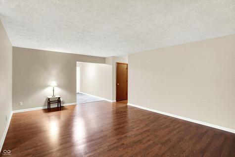 8714 Flintlock Court Indianapolis IN 46256